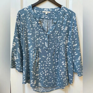 Fun2Fun Pintuck Tunic Blouse